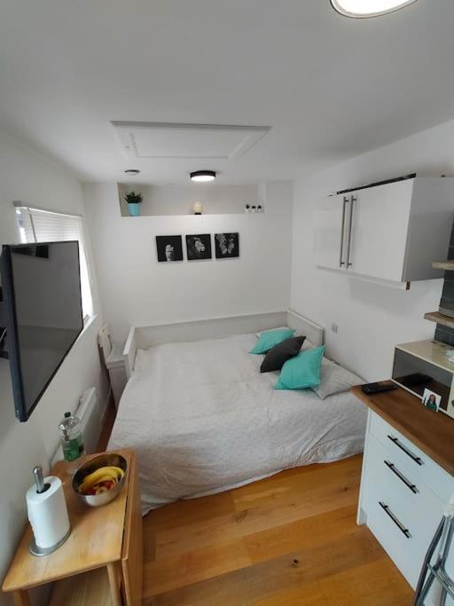 Private Self Contained Self Catering Flat Apartamento *