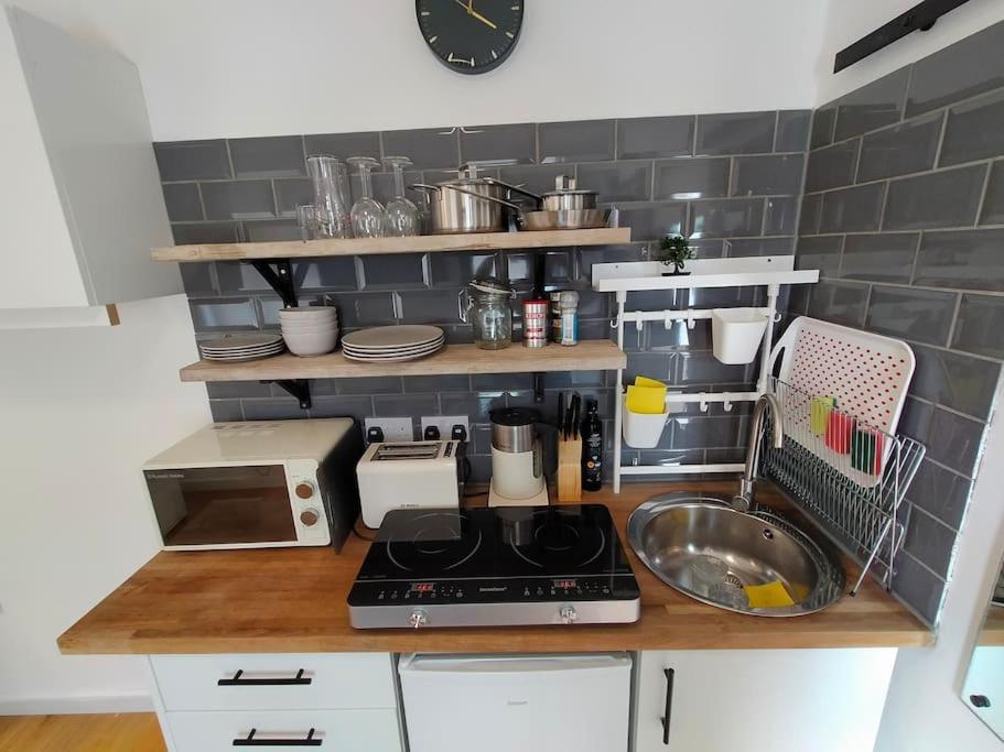 Private Self Contained Self Catering Flat Apartment