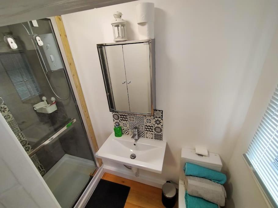 Apartamento Private Self Contained Self Catering Flat Bristol